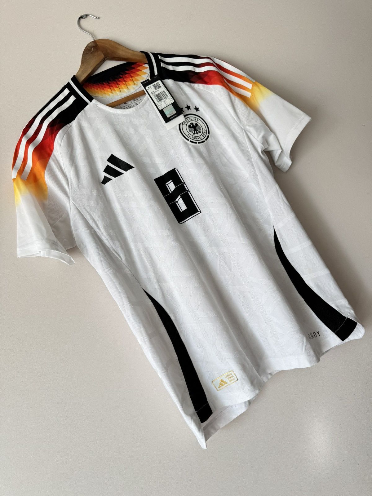 Adidas Kroos #8 Germany 2023-2024 Player Issue Home Soccer Jersey Size US M / EU 48-50 / 2 - 6 Thumbnail