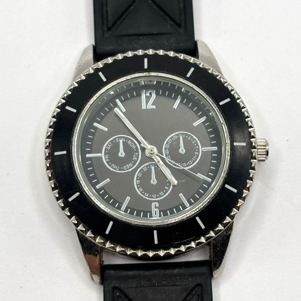 Other Silver & Black Men's Watch Size ONE SIZE - 2 Thumbnail