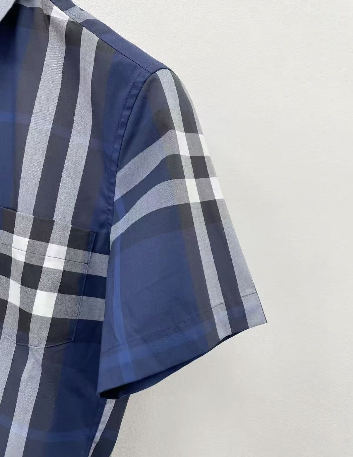 Burberry BURBERRY Stretch Short Sleeve Shirt J30 Size US XS / EU 42 / 0 - 4 Thumbnail