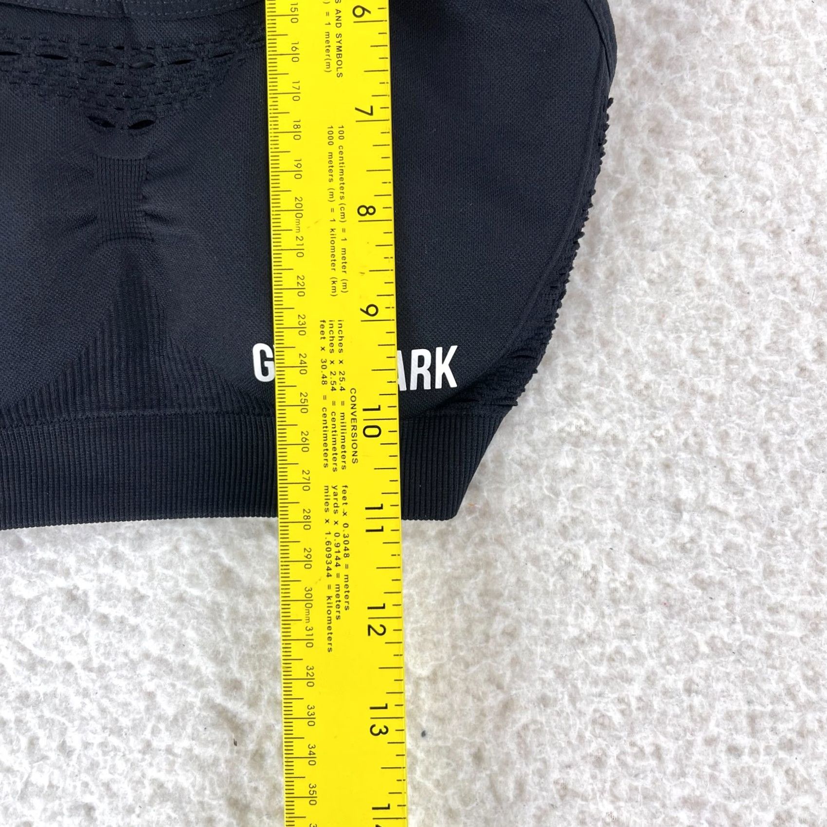 Gymshark Gymshark Sports Bra Womens Small Black Energy Seamless Pullover Padded Gym Workout Activewear Size ONE SIZE - 3 Thumbnail