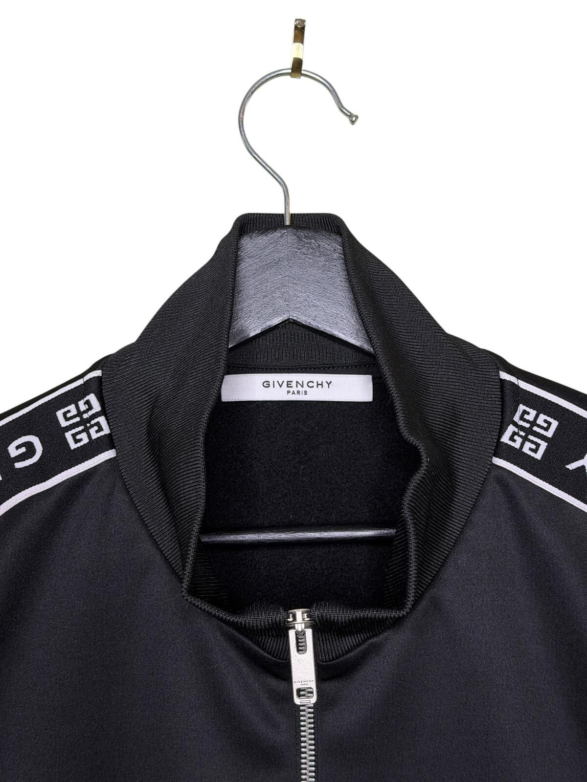 Givenchy Givenchy 4G Logo Tape Track Jacket Black XL Size US XL / EU 56 / 4 - 3 Thumbnail