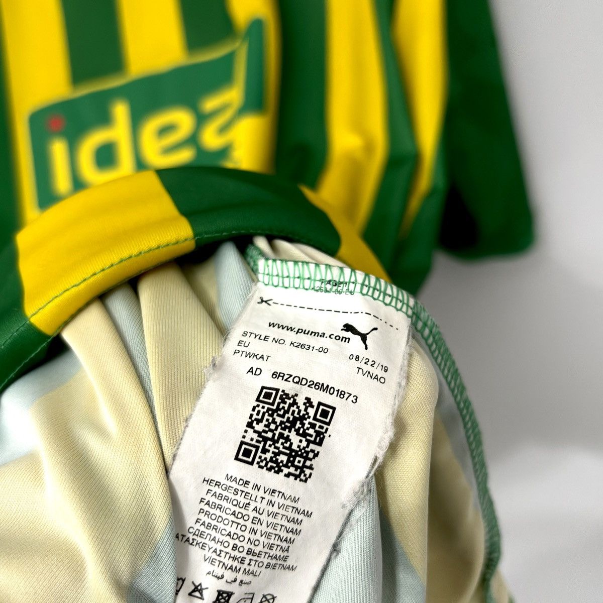 Puma 2019 2020 West Bromwich Albion Puma Away Kit Soccer Jersey Size US XXL / EU 58 / 5 - 7 Thumbnail