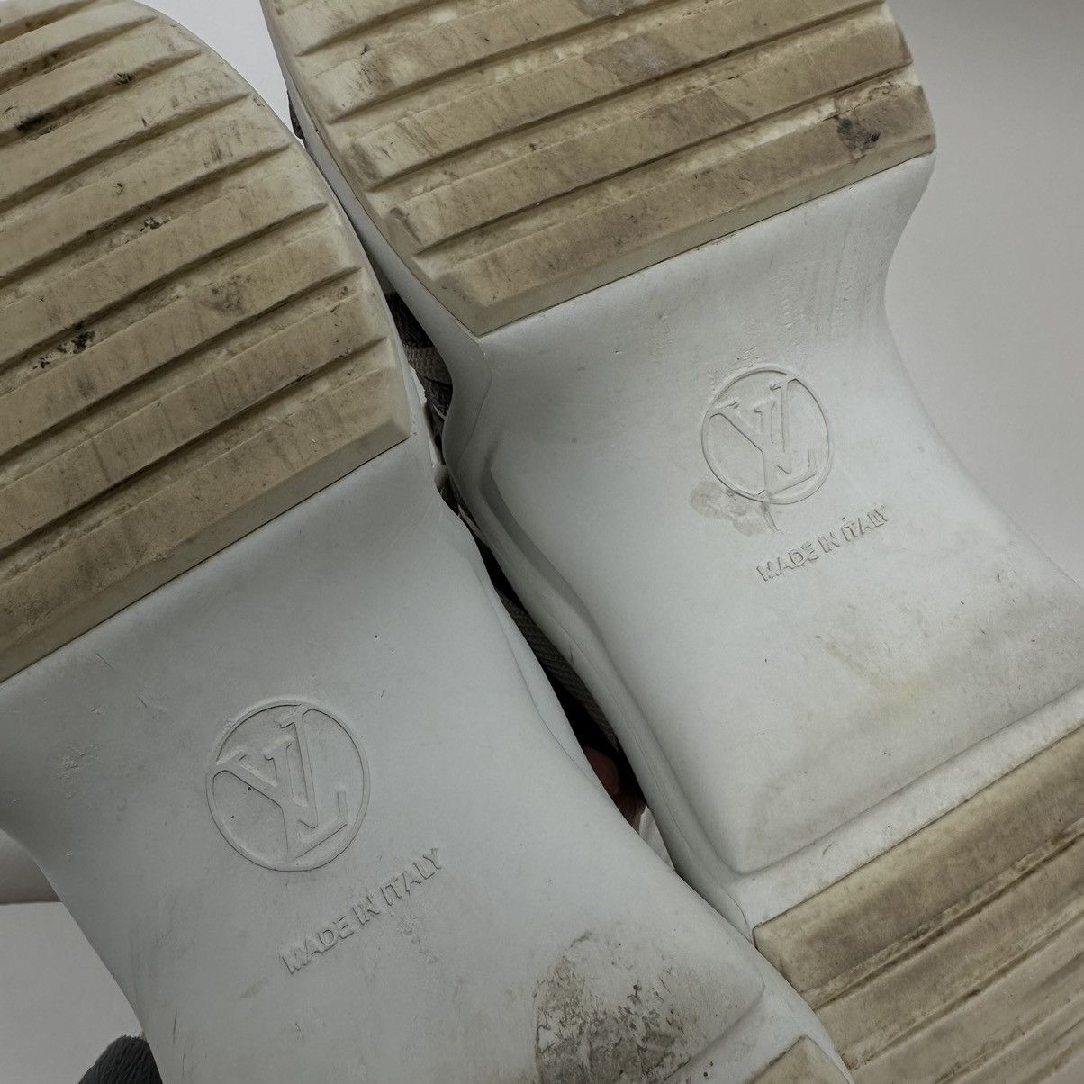 Louis Vuitton Louis Vuitton Archlight Trainer Monogram White Shoes Size US 6 / IT 36 - 11 Thumbnail