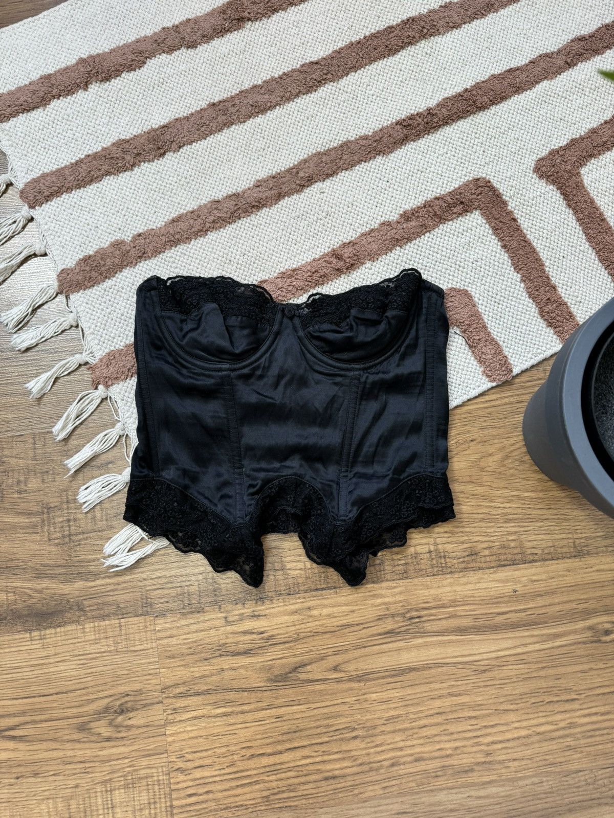 Victoria's Secret VICTORIA’S SECRET CORSET ROSE LACE CORSET Size S / US 4 / IT 40 - 3 Thumbnail