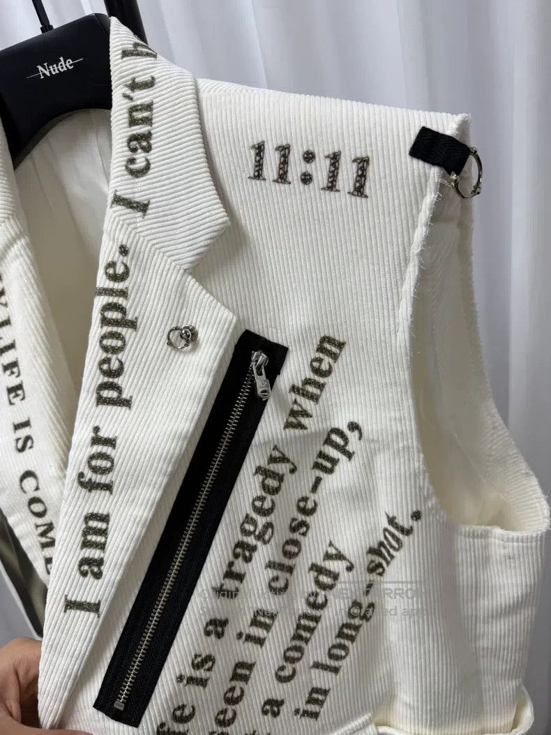 Takahiromiyashita The Soloist. Takahiromiyashita The Soloist. Velvet Patchwork Poetry Ves Size US S / EU 44-46 / 1 - 7 Thumbnail