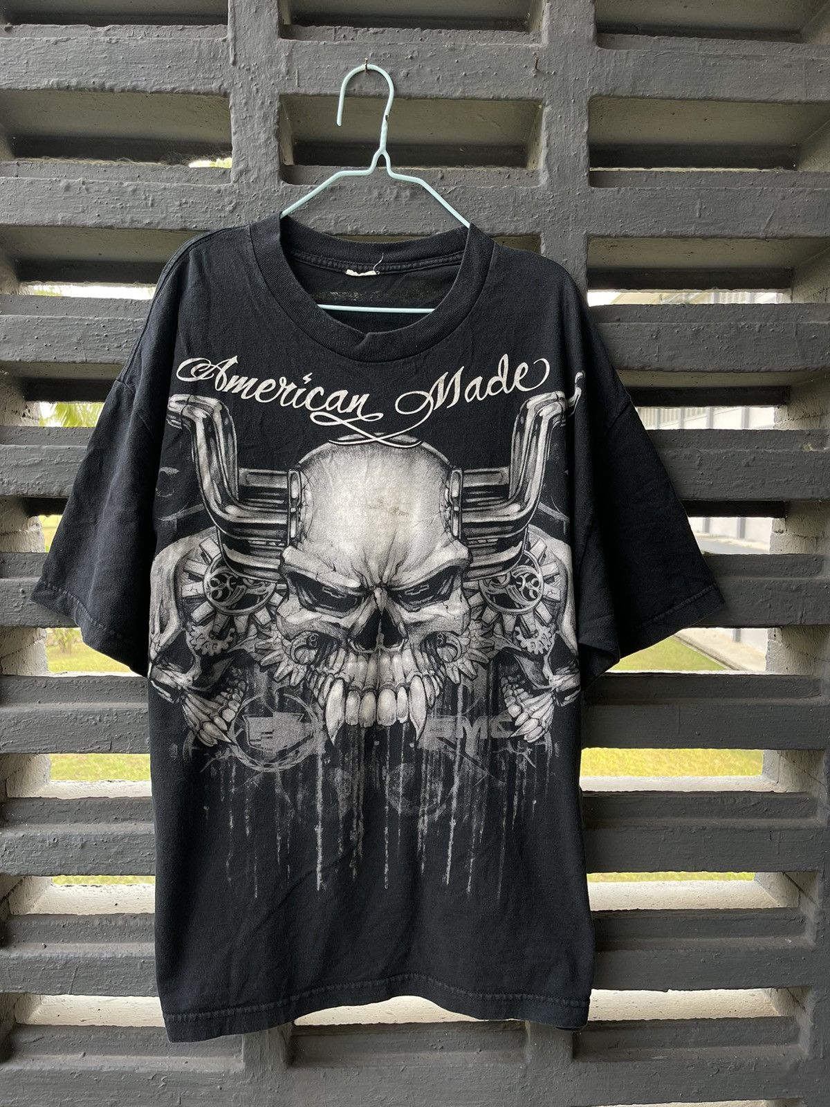 Vintage american made skull design t-shirt
