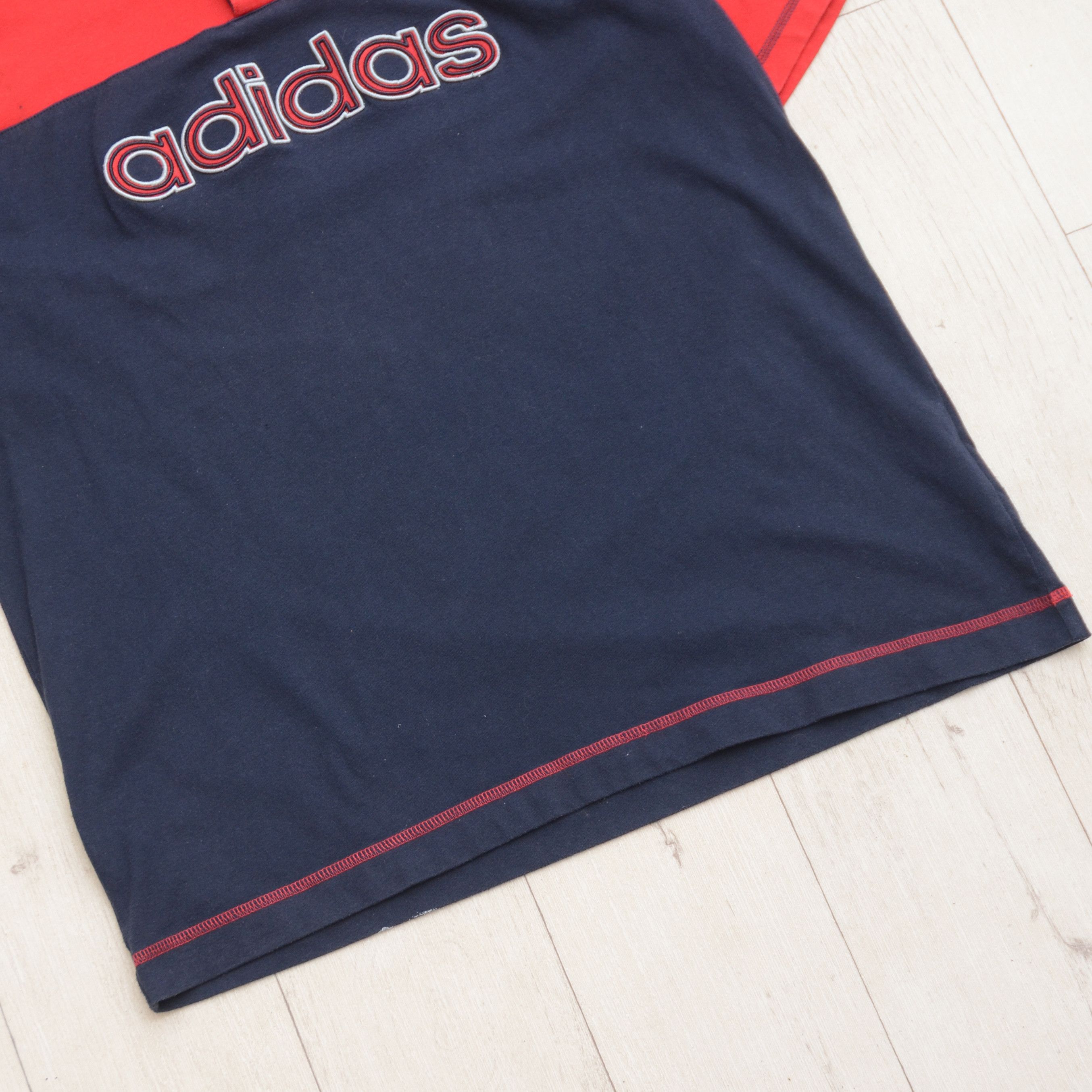 Adidas Vintage Adidas Polo T-shirts Base 90s Y2K Distressed Size US M / EU 48-50 / 2 - 3 Thumbnail