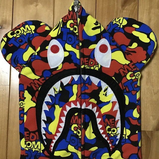 Bape × Medicom Toy BAPE × medicom toy BE@R Shark Full Zip Hoodie APE Size US M / EU 48-50 / 2 - 3 Thumbnail
