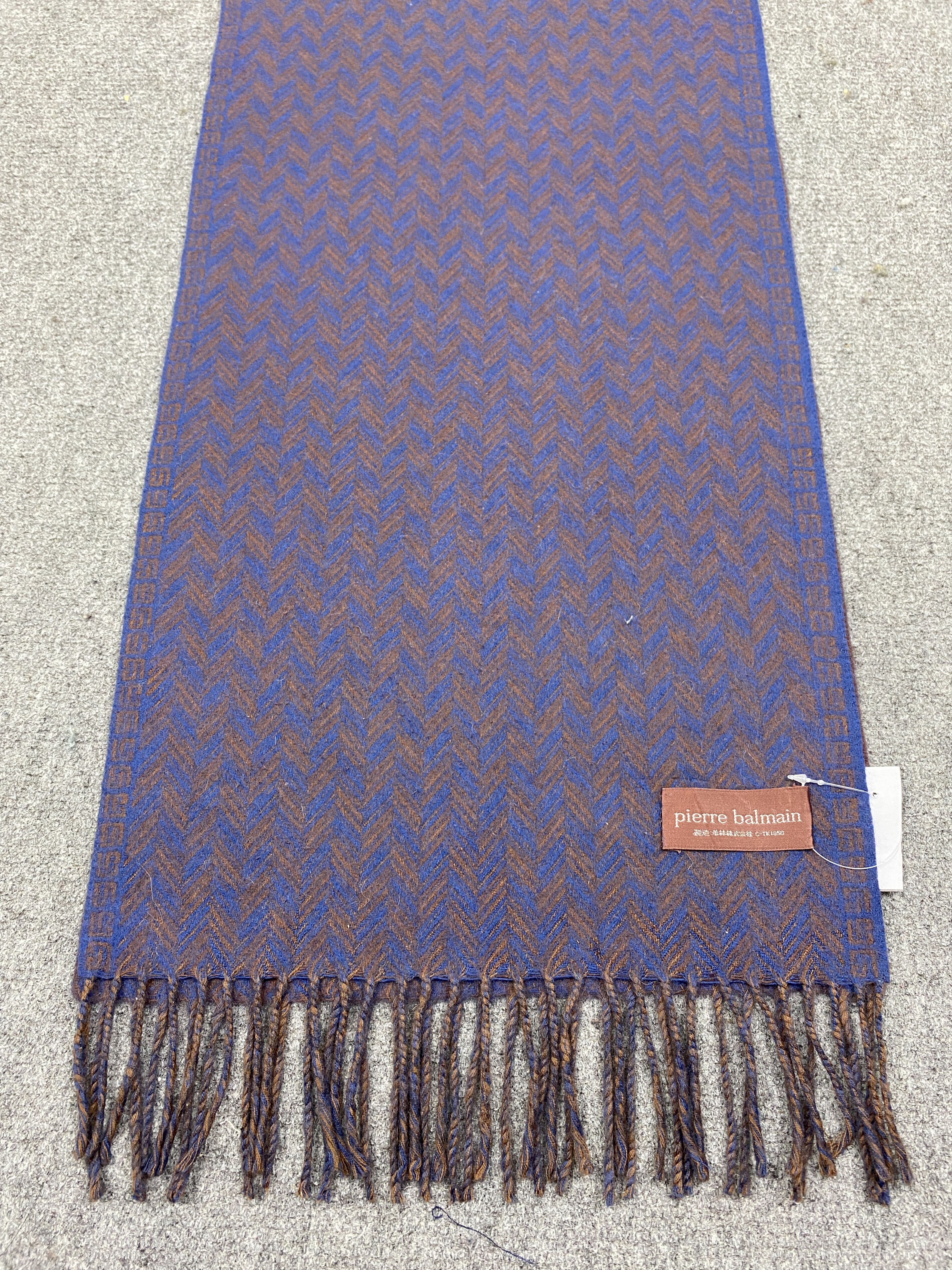 Pierre Balmain Pierre Balmain Scarf / Muffler / Neckwear SC0290 Size ONE SIZE - 4 Thumbnail