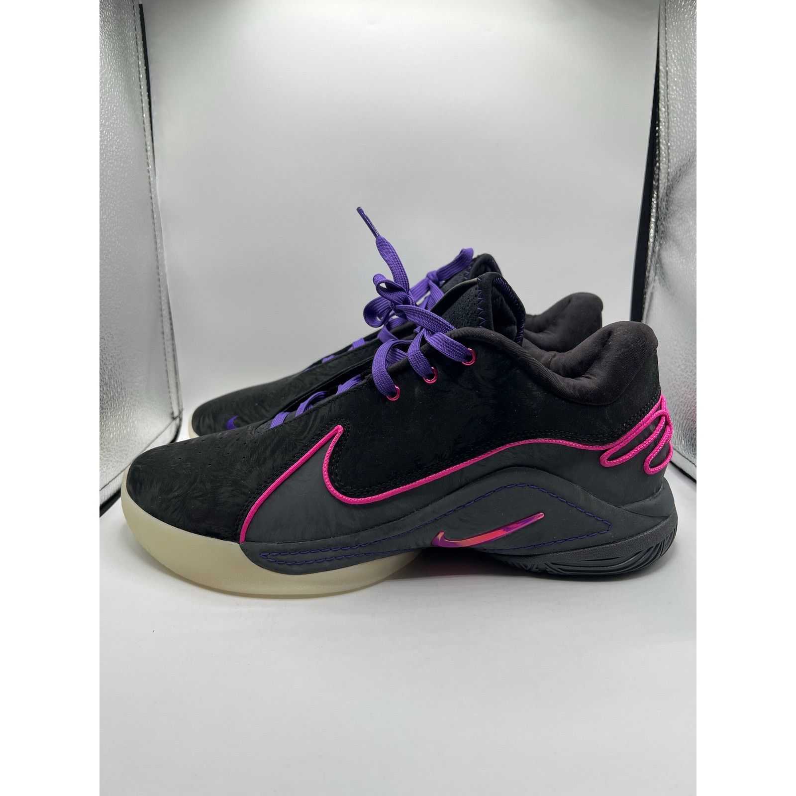 Nike Nike LeBron 22 “Blacklight” size 12 men’s Size US 12 / EU 45 - 1 Thumbnail