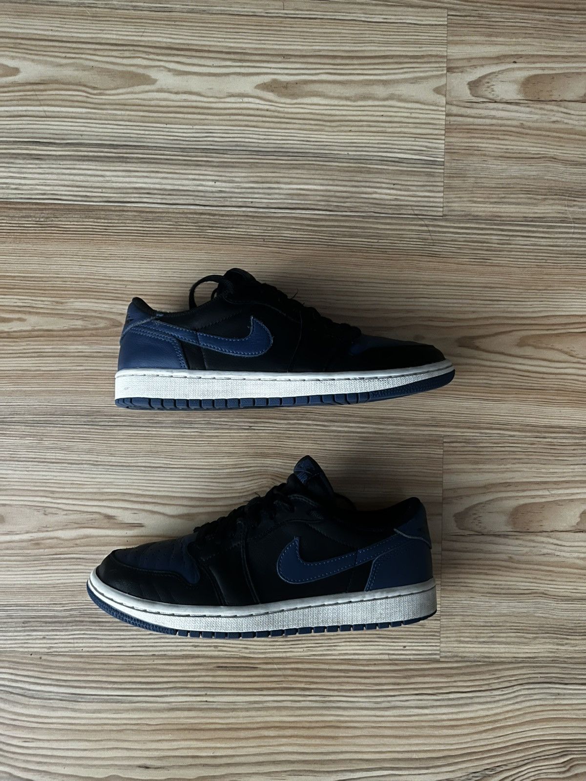Nike Nike Air Jordan 1 Mystic Navy Size US 8.5 / IT 38.5 - 1 Thumbnail