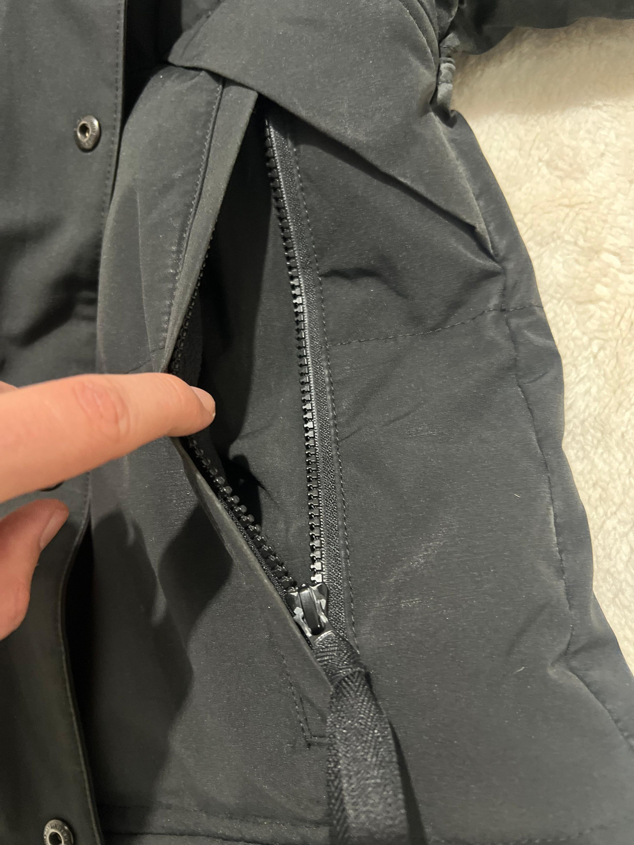 Canada Goose Canada Goose Emory Parka Size US M / EU 48-50 / 2 - 15 Thumbnail