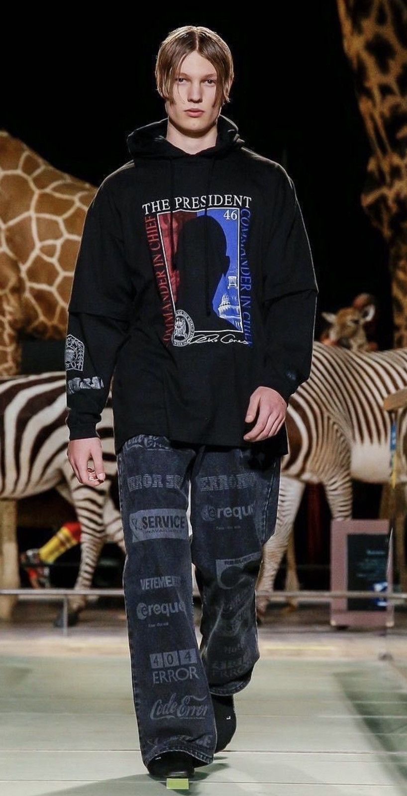 Vetements Vetements 'The President' Oversized T-Shirt Black Size US XL / EU 56 / 4 - 3 Thumbnail