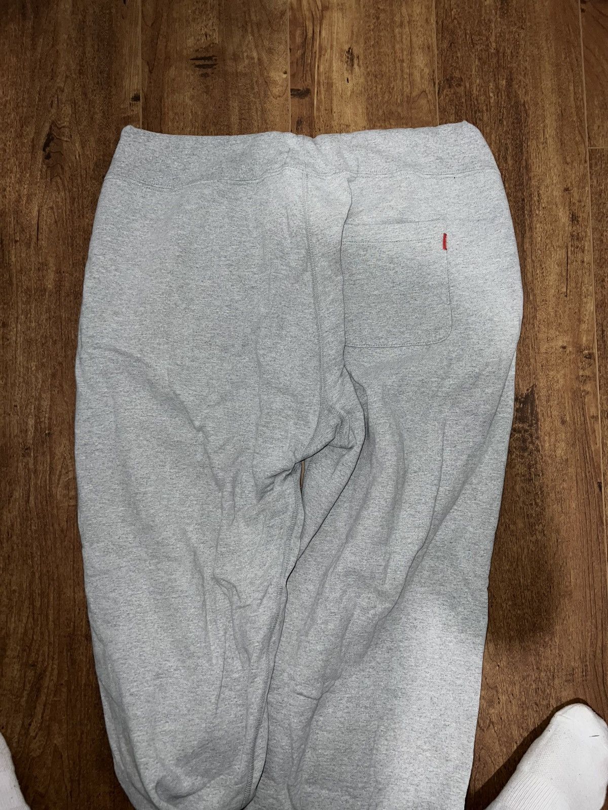 Supreme Grey supreme sweats Size US 36 / EU 52 - 6 Thumbnail