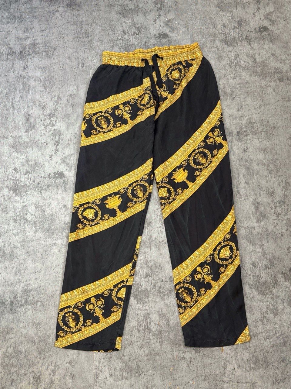 Versace Versace Black Gold Baroque Mulberry Silk Pajama Pants Size US 32 / EU 48 - 1 Thumbnail