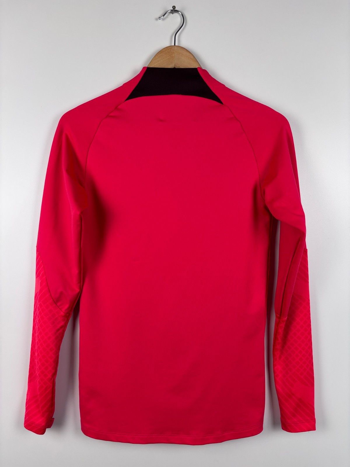 Nike FC Liverpool 2022-23 Dry Strike Dril Top Nike Mens Size XS Size US XS / EU 42 / 0 - 6 Thumbnail