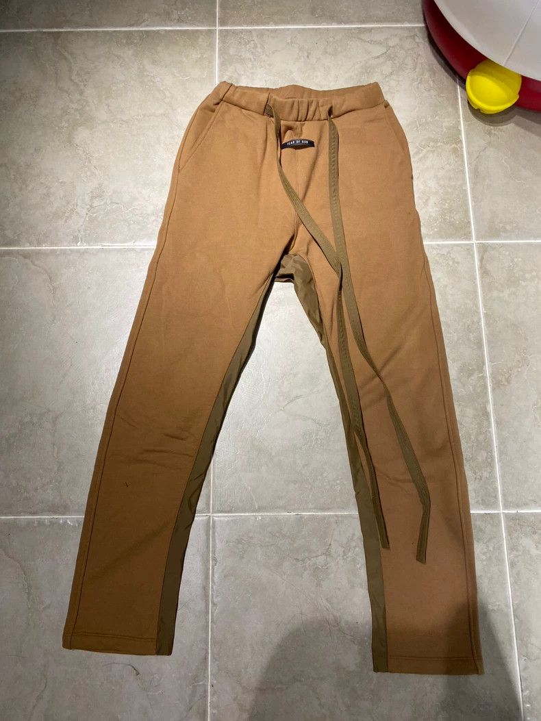 Fear of God Fear of God Khaki streamer sweatpants Size US 30 / EU 46 - 1 Thumbnail