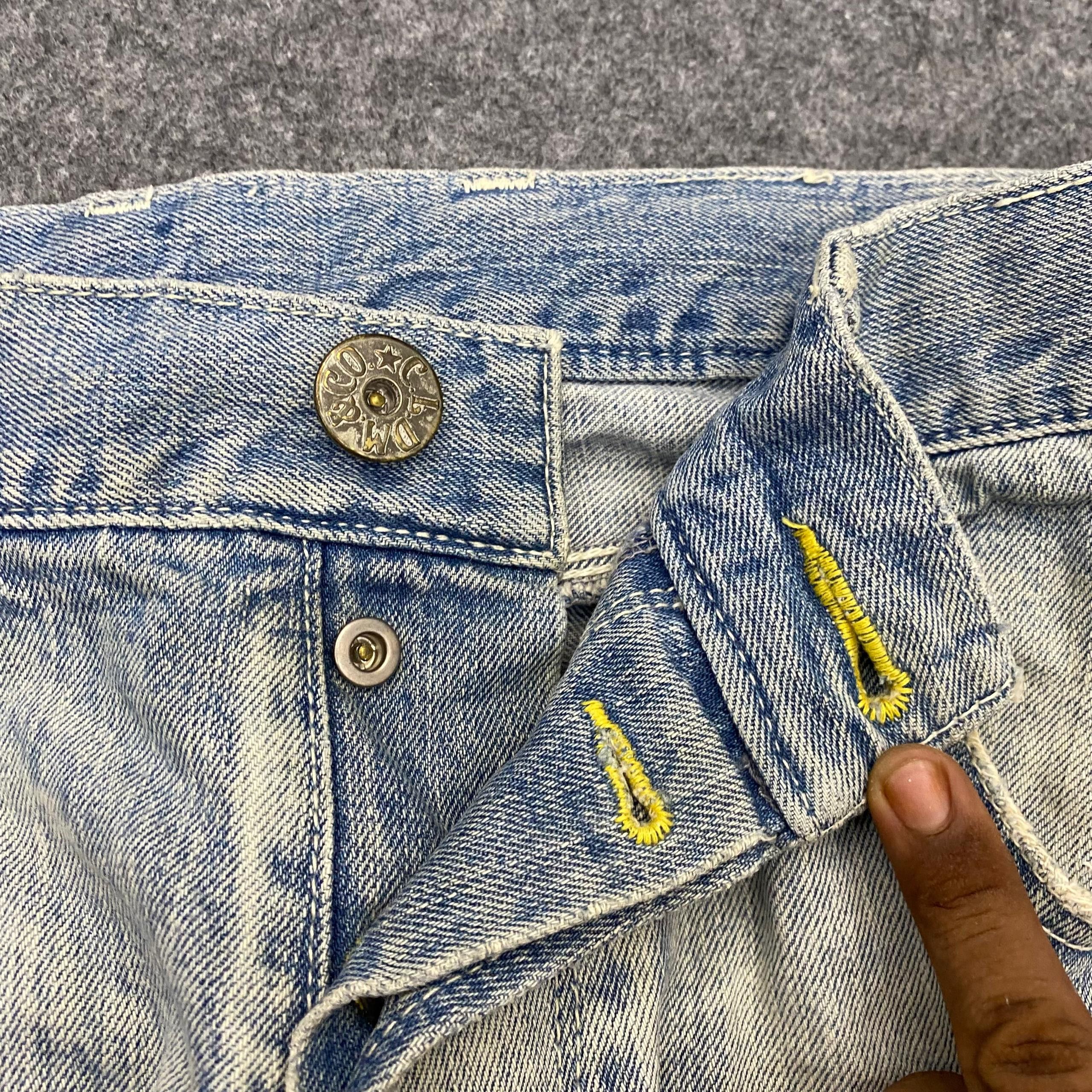 If Six Was Nine 💥Best Offer💥Vintage Cocolulu Men Distressed Denim Size US 34 / EU 50 - 12 Thumbnail