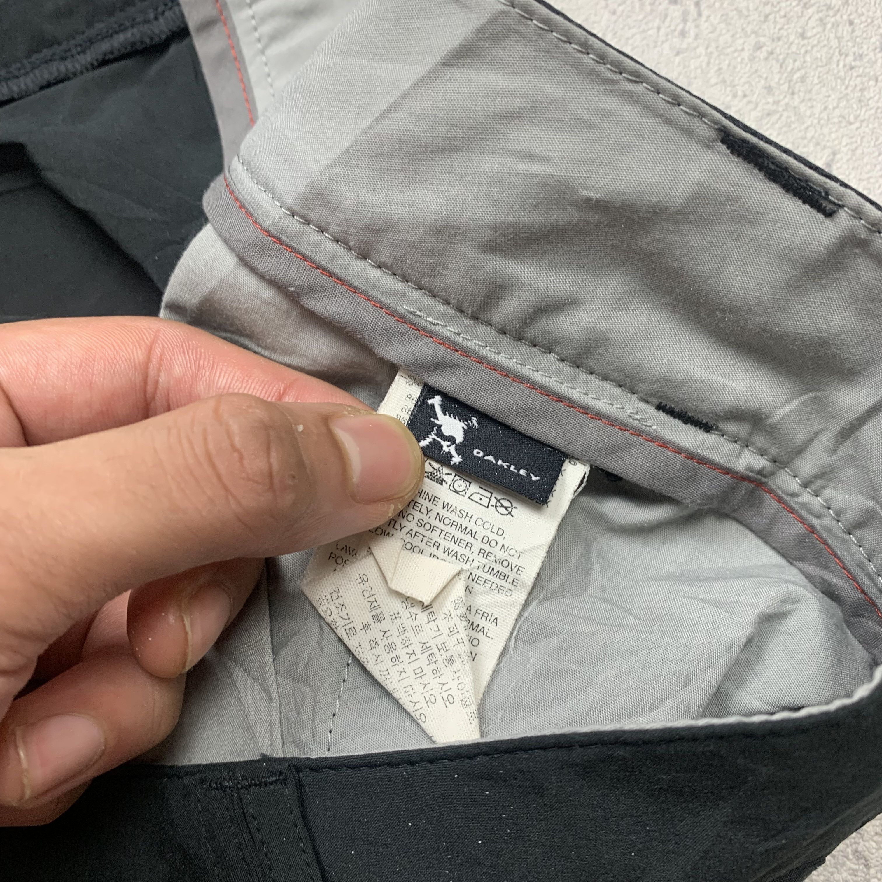 Oakley Oakley Shorts Pants Size US 34 / EU 50 - 7 Thumbnail