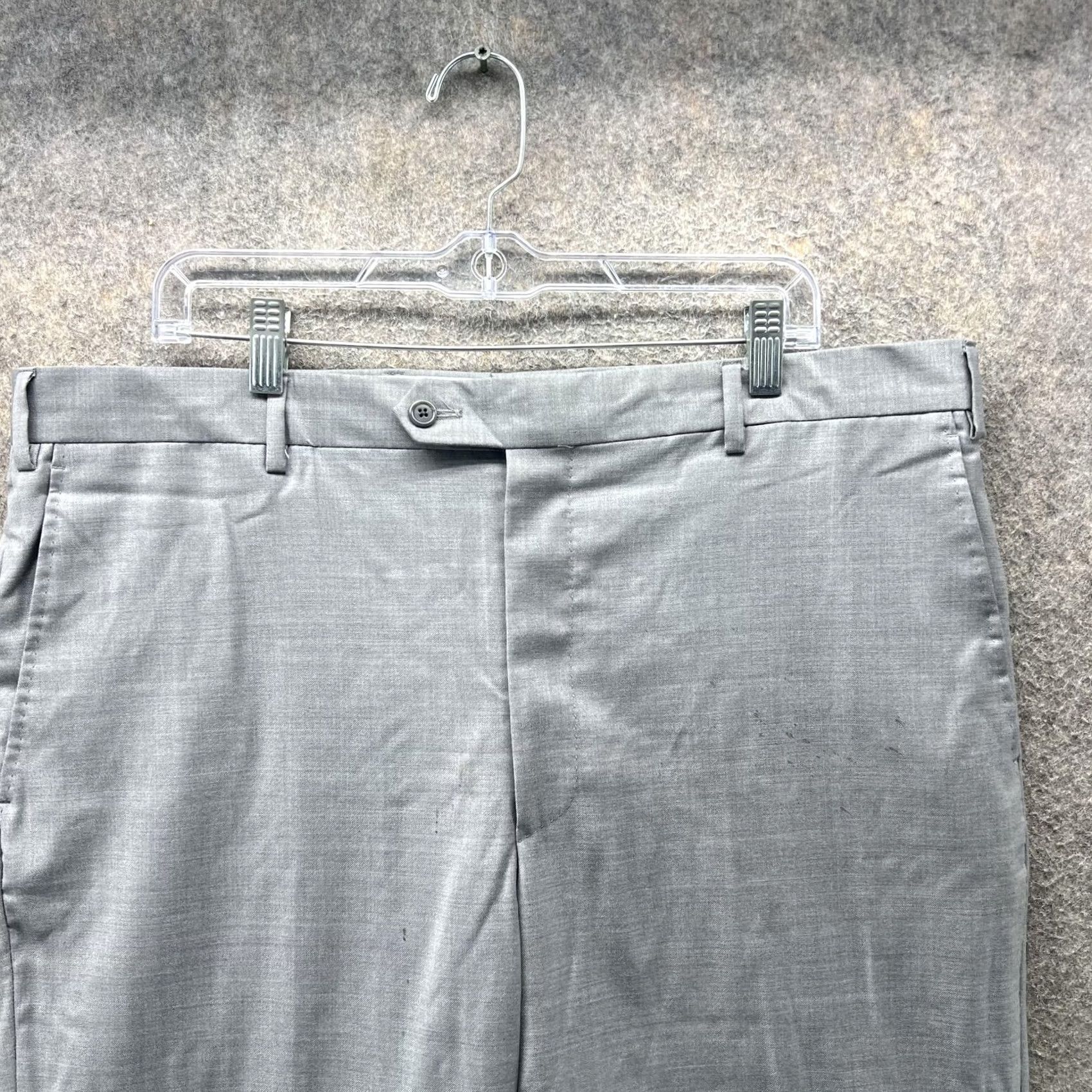 Saks Fifth Avenue Saks Fifth Avenue Dress Pants Mens 44 Gray Classic Flat Front Straight Leg Pants Mens 44 Gray Classic Fit Front Flat Straight Size US 44 / EU 60 - 7 Thumbnail