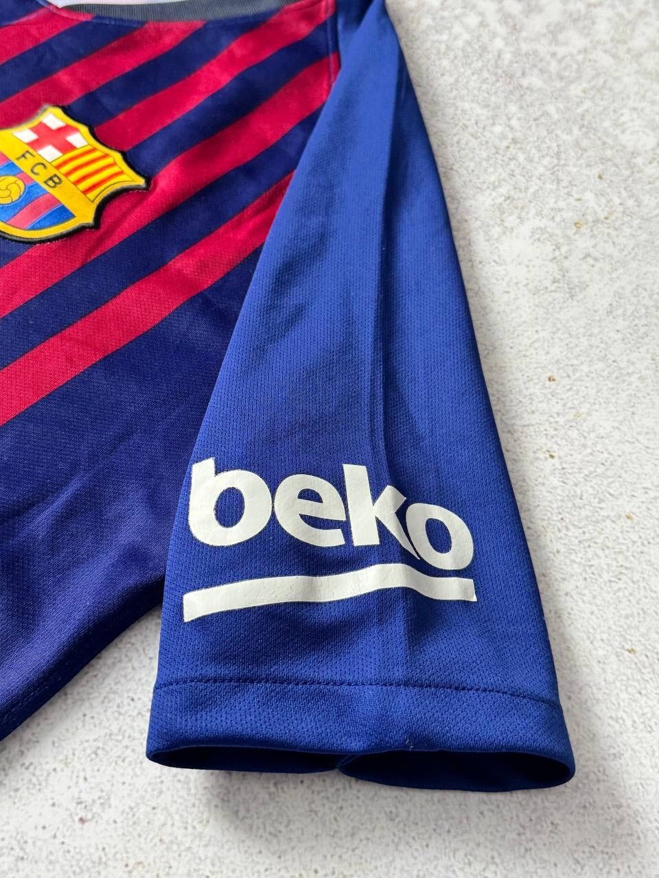 Nike Vintage Nike F.C Barcelona Messi #10 Soccer Jersey T-shirt Size US L / EU 52-54 / 3 - 3 Thumbnail