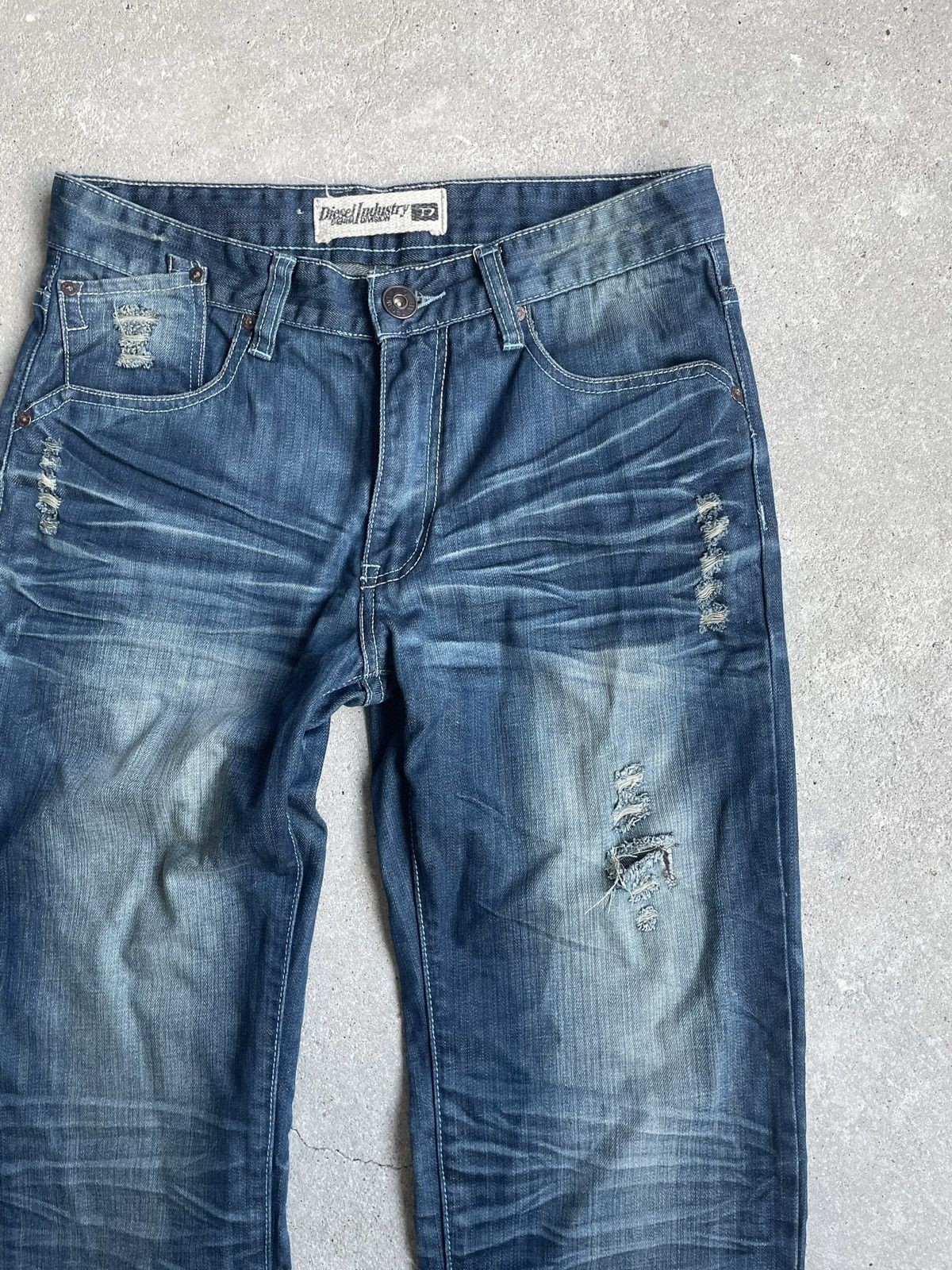 Diesel × Vintage Vintage Diesel distressed jeans buggy Size US 33 - 7 Thumbnail