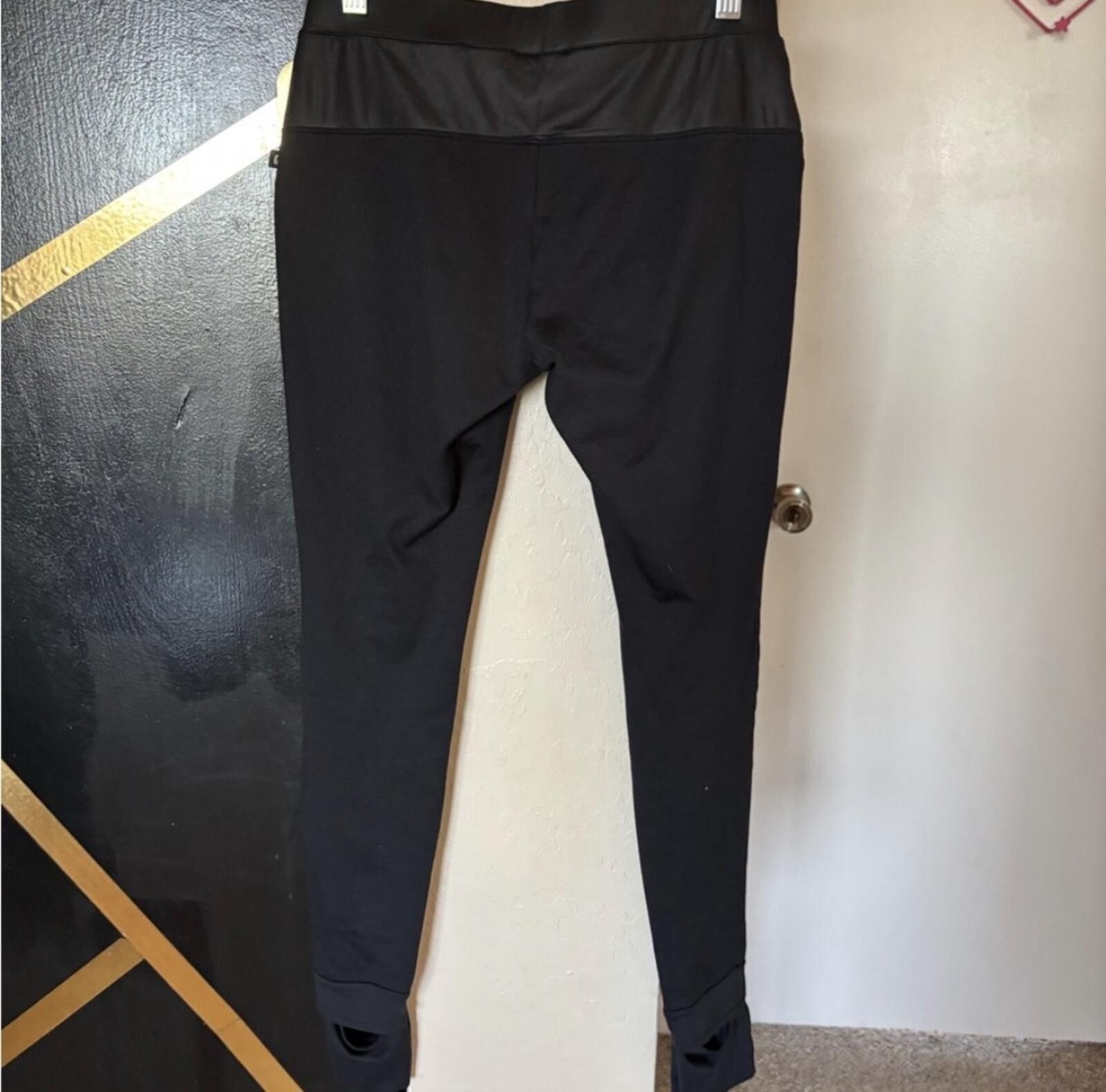 Fabletics Fabletics yoga pants Size 26" / US 2 / IT 38 - 8 Thumbnail