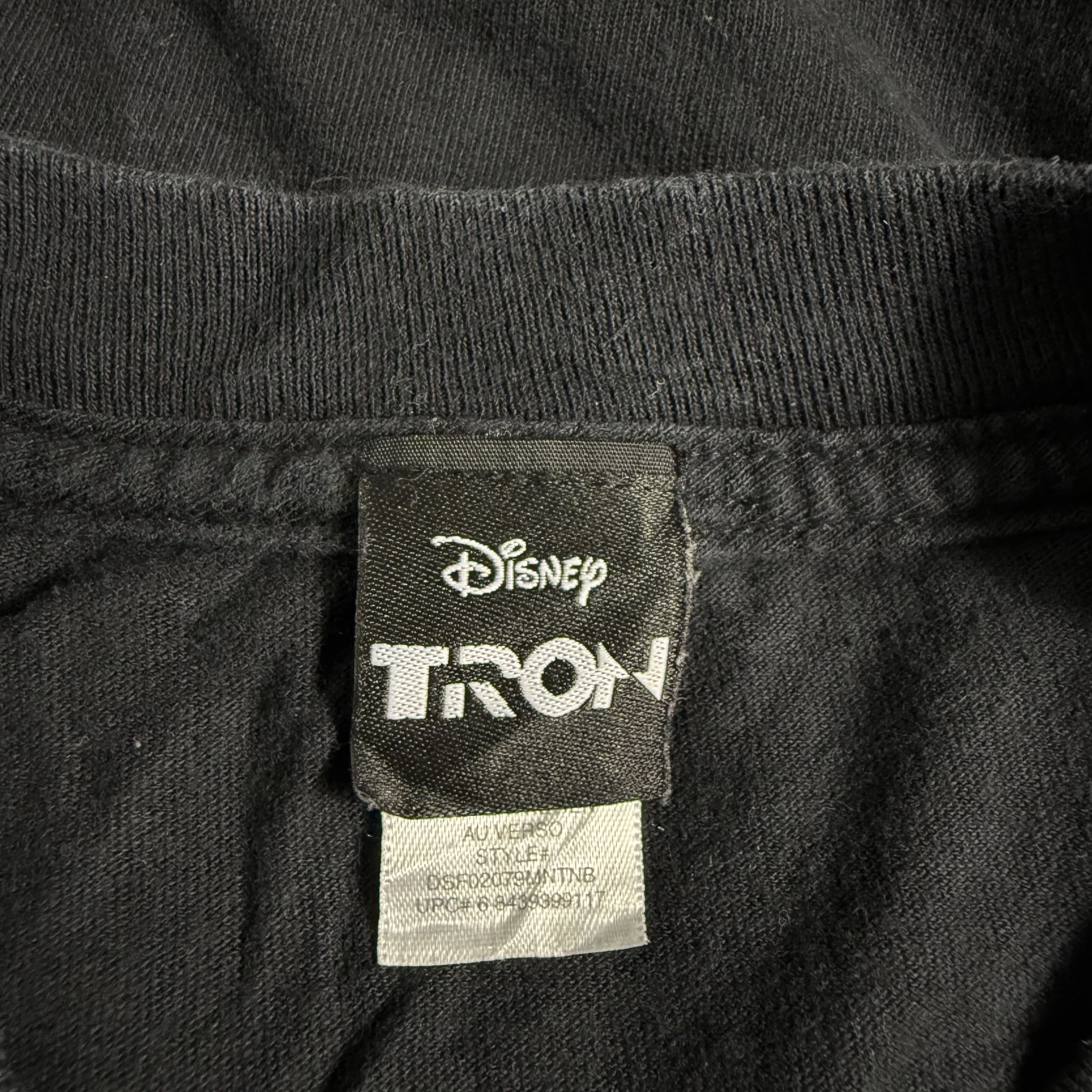 Disney 🔥RARE🔥Vintage Daft Punk Tron Legacy Disney Movie Shirt Size US S / EU 44-46 / 1 - 4 Thumbnail