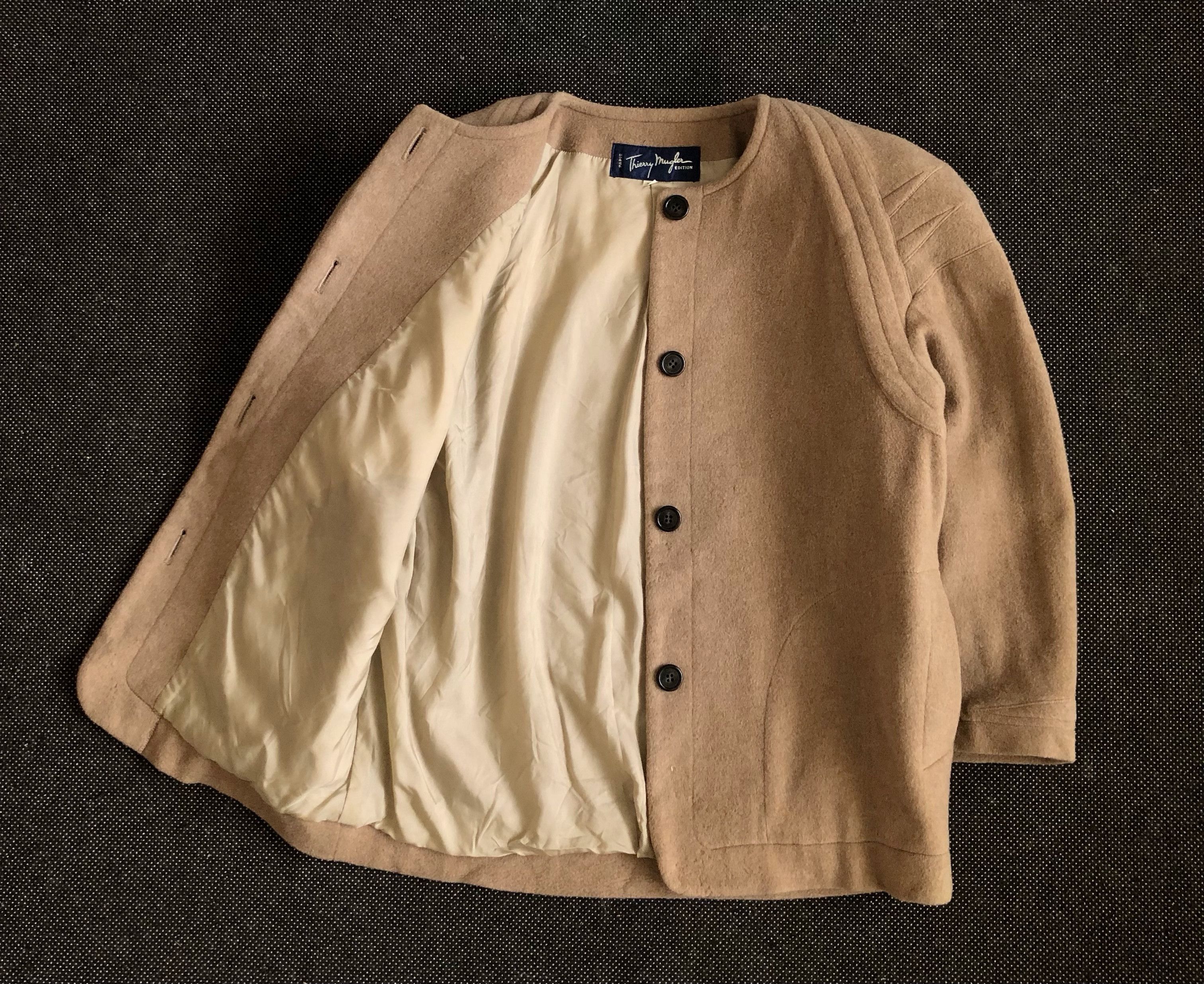 Thierry Mugler RARE🔥80’S CASHMERE WOOL COLLARLESS CARDIGAN JACKET Size M / US 6-8 / IT 42-44 - 2 Thumbnail