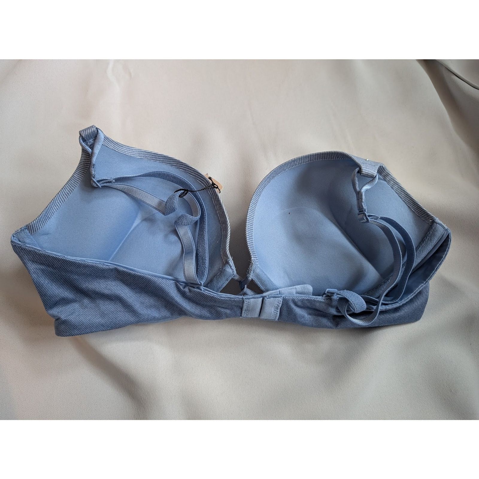 Victoria's Secret NWT Victoria's Secret Bombshell 36B Miraculous Blue Rhinesto Size ONE SIZE - 5 Thumbnail