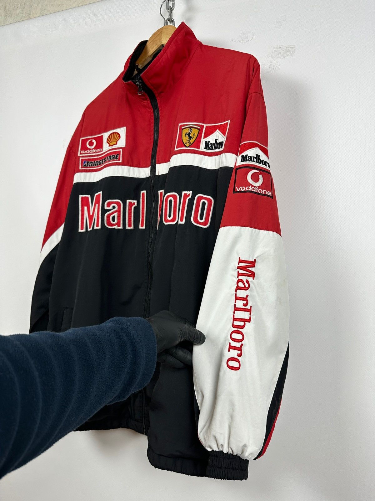 Ferrari Vintage Ferrari Marlboro Vodafone Racing Light Track Jacket Size US XL / EU 56 / 4 - 7 Thumbnail