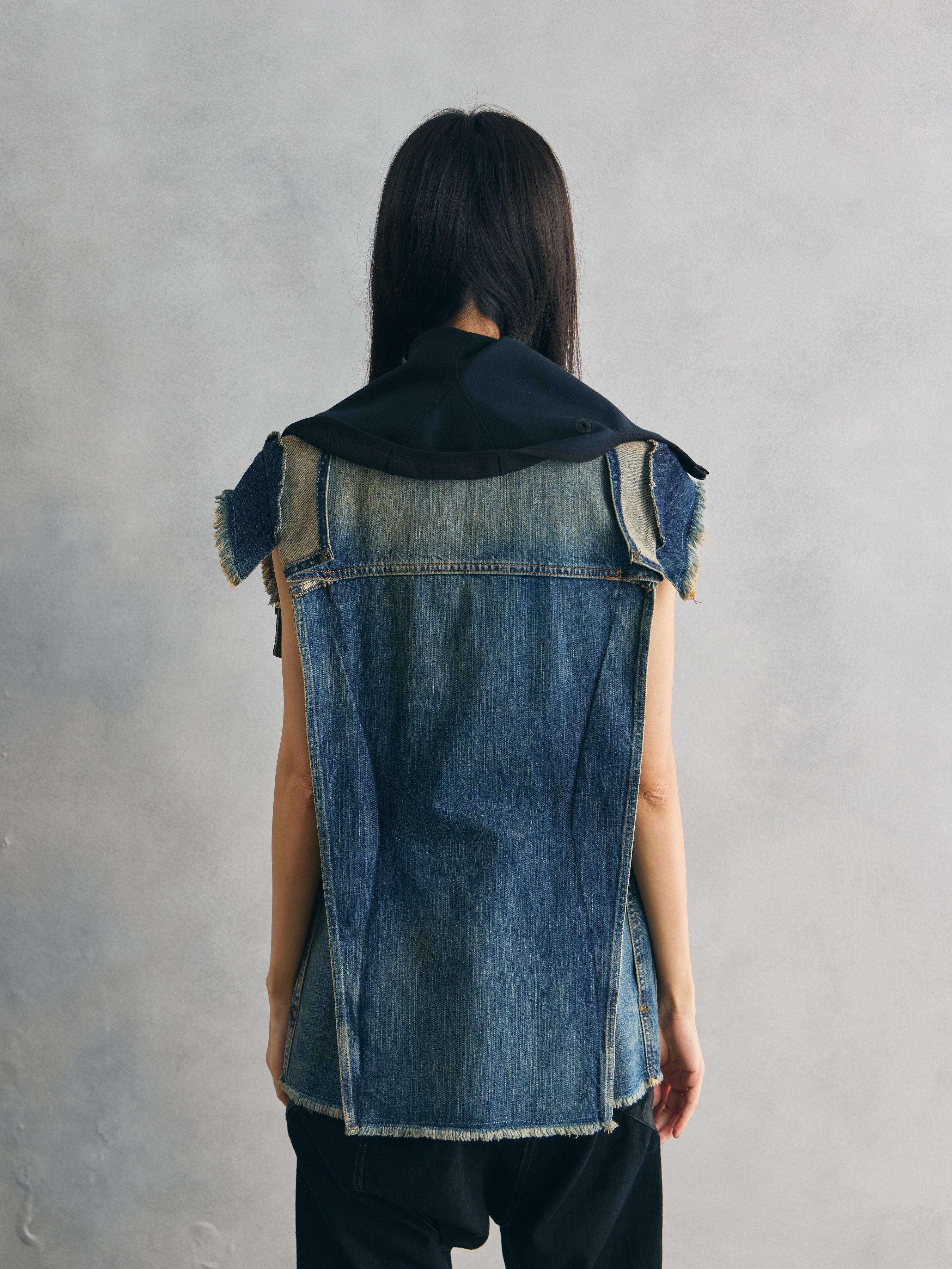 Maison Margiela Maison Martin Margiela 12SS Sleeveless Denim Vest Size XS / US 0-2 / IT 36-38 - 3 Thumbnail