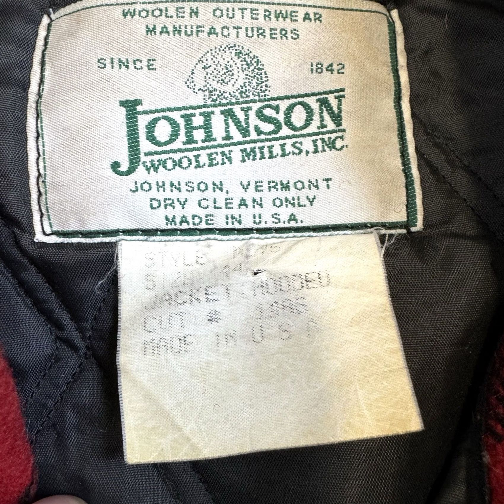 Johnson Woolen Mills VINTAGE Johnson Woolen Mills Buffalo Plaid Hooded Wool Hunting Jacket 44 Mens Jacket Size US S / EU 44-46 / 1 - 5 Thumbnail