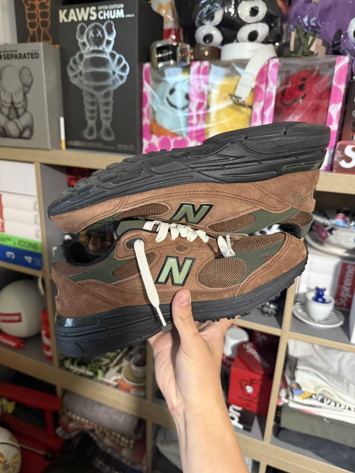 Aime Leon Dore × New Balance New Balance 993 Aime Leon Dore Brown “Beef & Broccoli” Size US 9 / EU 42 - 4 Thumbnail