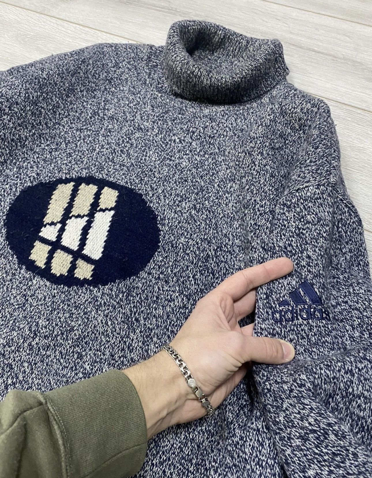 Adidas × Vintage Adidas vintage wind-stopper big logo turtle neck sweater M Size US M / EU 48-50 / 2 - 7 Thumbnail