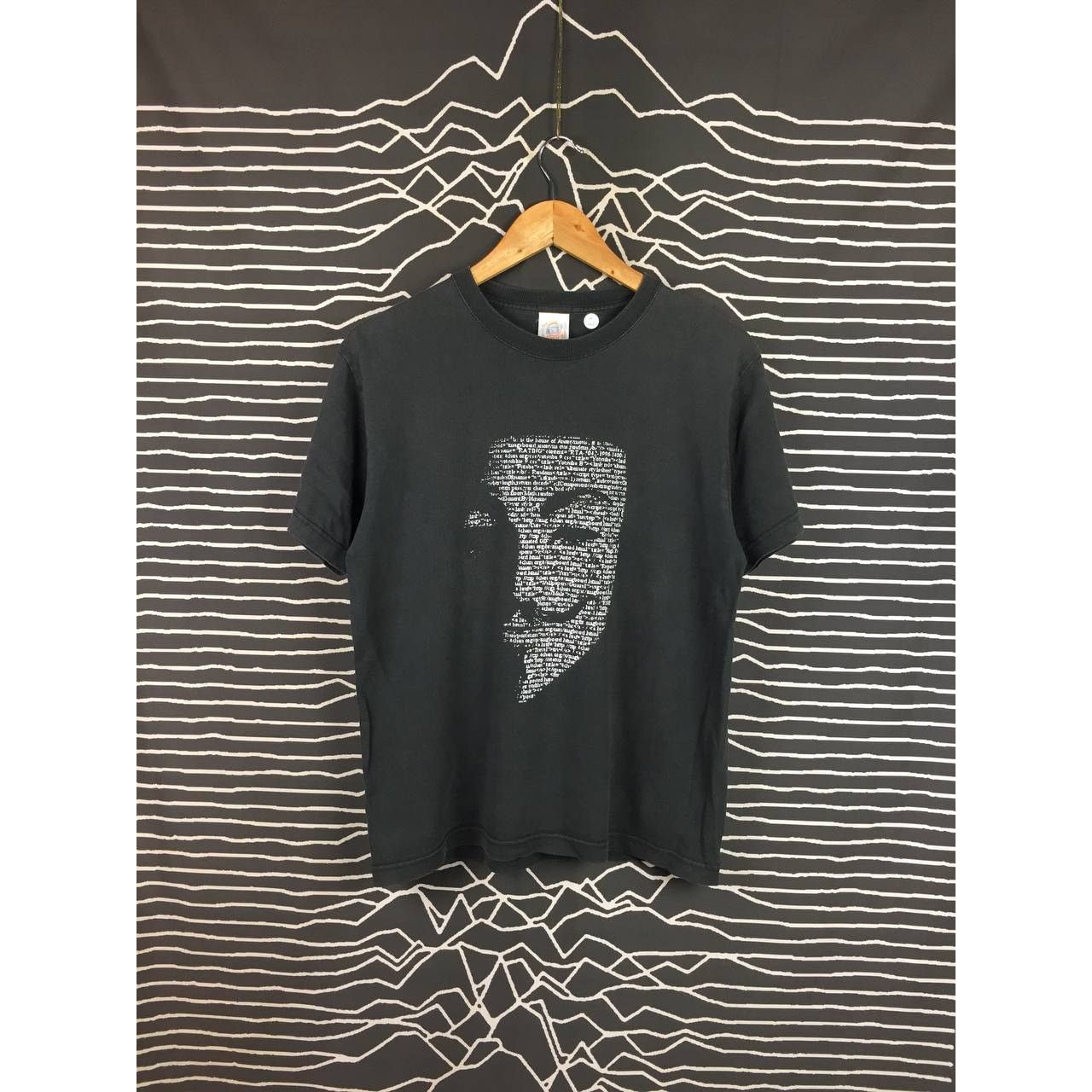 Japanese Brand Anonymous Guy Fawkes V For Vendetta Inspired Movie Tee Size US M / EU 48-50 / 2 - 2 Thumbnail