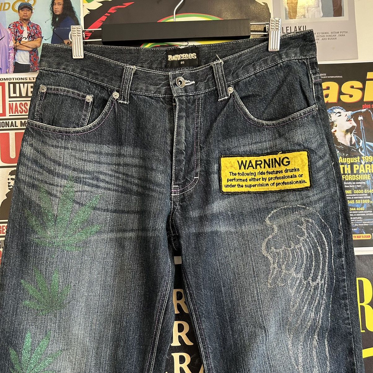 Vintage Vintage Japanese Denim Rasta Marijuana Leaf Print and Patch Size US 34 / EU 50 - 2 Thumbnail