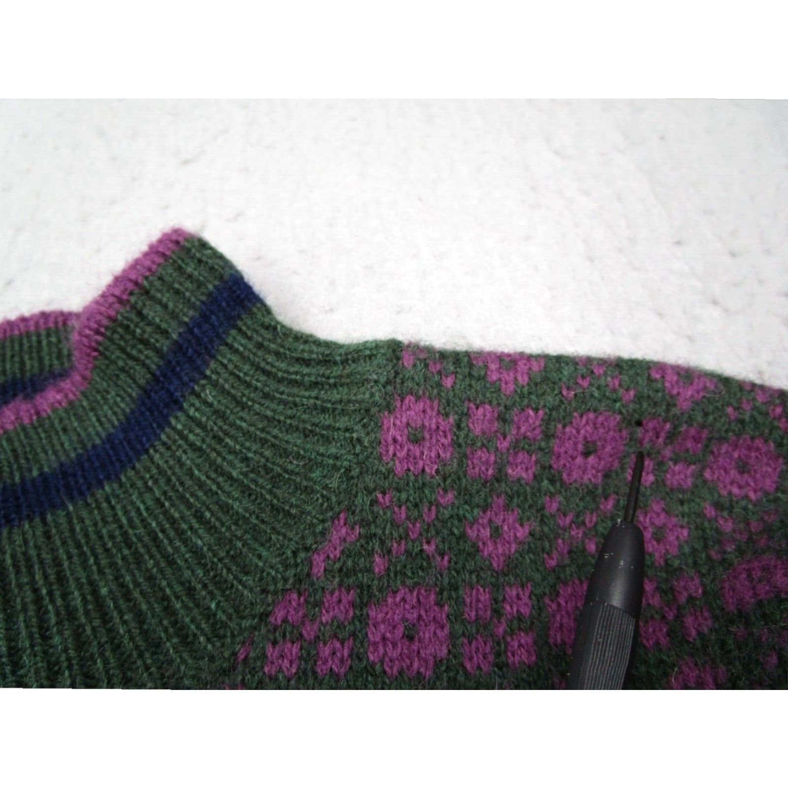 Vintage VINTAGE Woolrich Women's Medium Purple Fair Isle Mock Neck Wool Cable-Knit Sweater Size M / US 6-8 / IT 42-44 - 5 Thumbnail