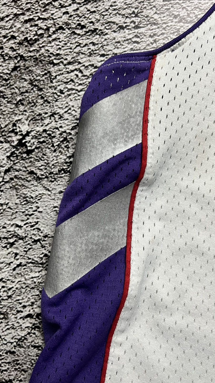 Reebok RARE‼️VTG 90’s Toronto Raptors NBA Jalen Rose reebok jersey Size US L / EU 52-54 / 3 - 8 Thumbnail