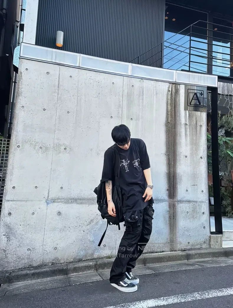 Takahiromiyashita The Soloist. Takahiromiyashita The Soloist. Black short sleeves Skull m Size US L / EU 52-54 / 3 - 9 Thumbnail