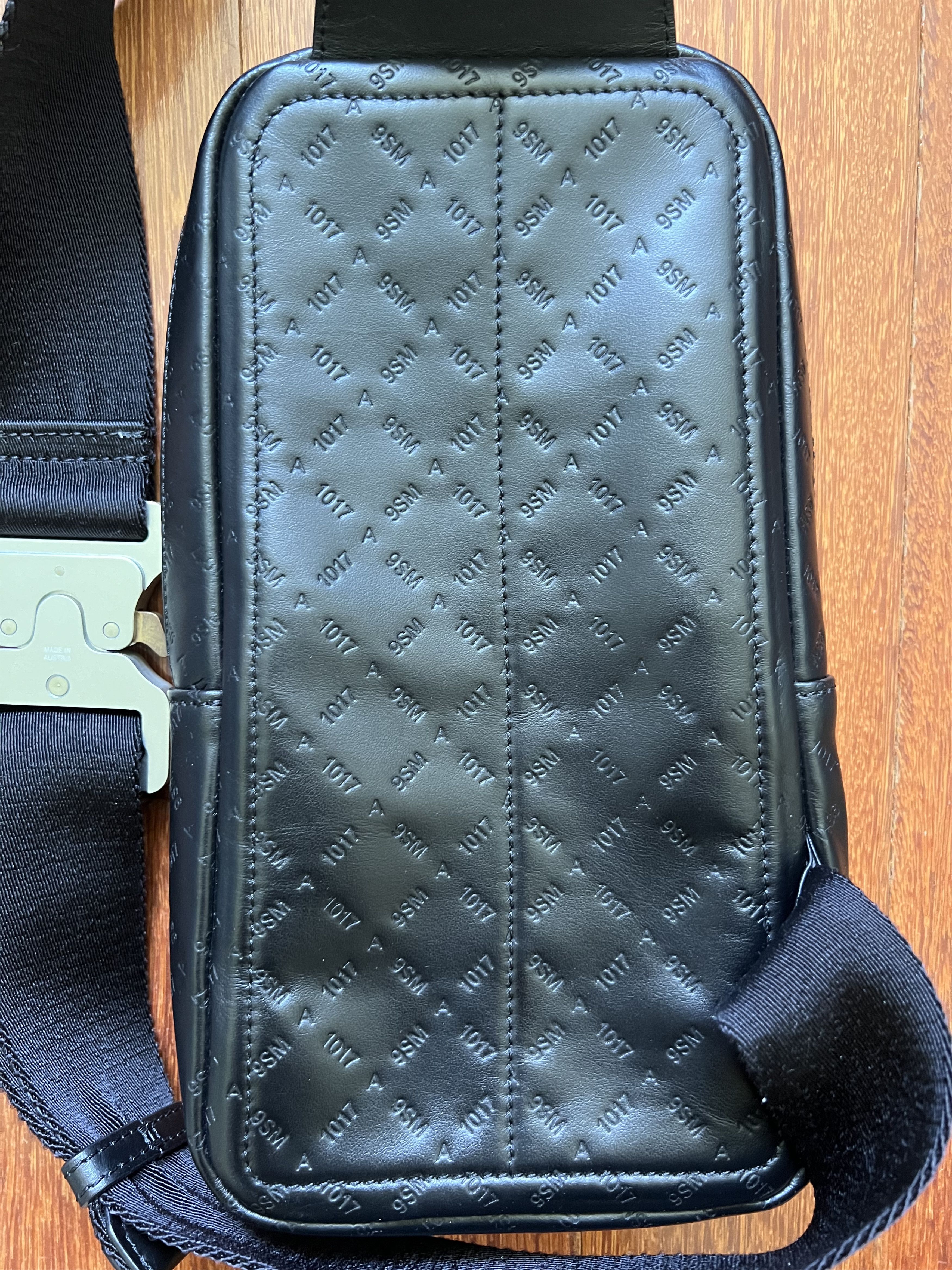 1017 ALYX 9SM 💚 2020 Alyx Leather Black Cross Body Bag Size ONE SIZE - 4 Thumbnail