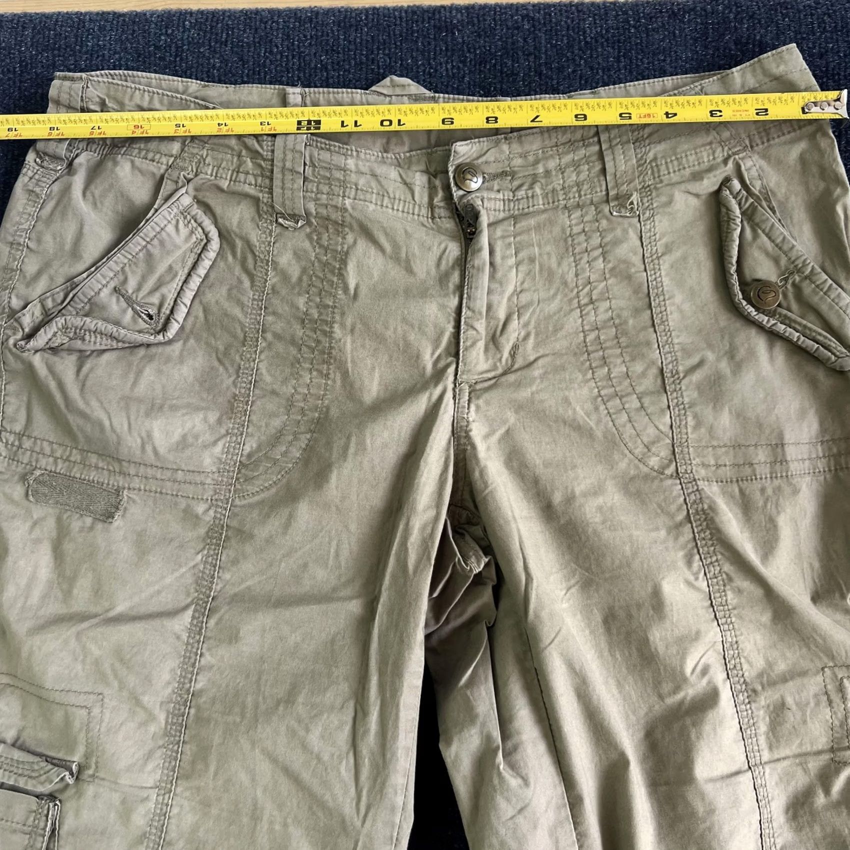 Vintage Beige Cargo Pants Mens 36x31 Straight Leg Drawstring Hem Casual Utility Pants Size US 36 / EU 52 - 3 Thumbnail