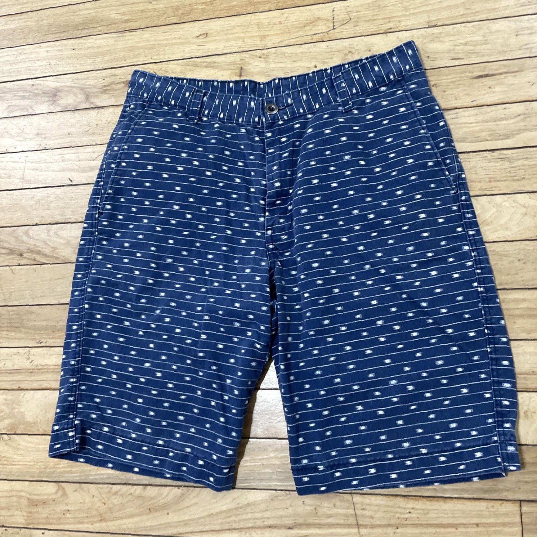 Levi's Levi's Geometric Print Shorts Mens 31 Blue Chino Beach Casual Size US 31 - 3 Thumbnail