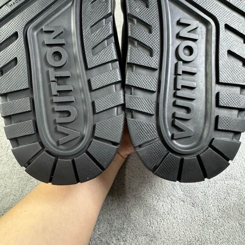 Louis Vuitton Louis Vuitton Trainer Maxi Low Top Sneakers -2508 Size US 8.5 / EU 41-42 - 7 Thumbnail