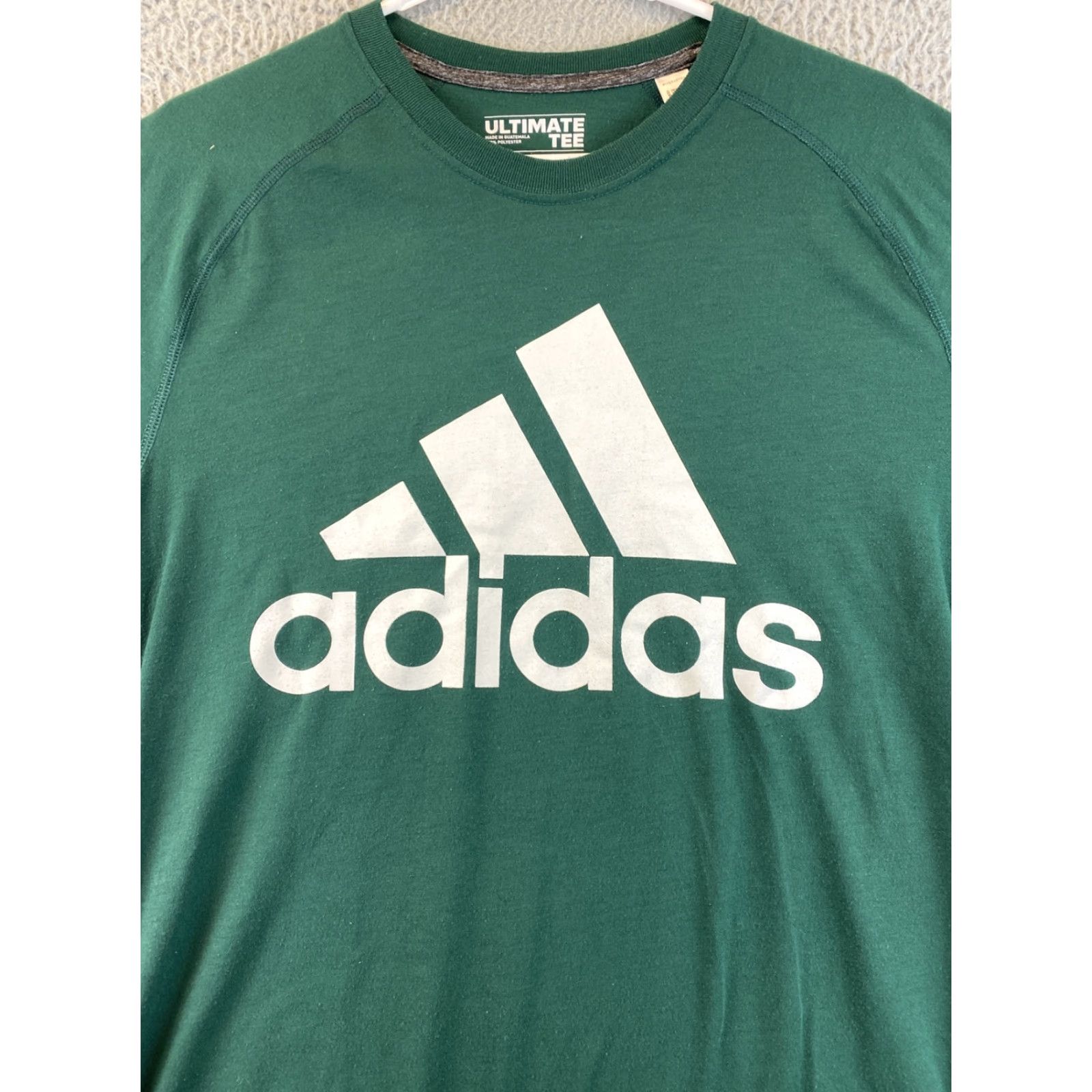 Adidas Adidas Tee Short Sleeve Badge of Sport Tee Men M Green 87-47 Size US 31 - 2 Thumbnail