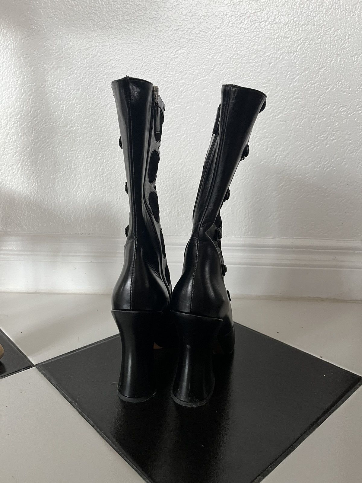 Marc Jacobs marc jacobs cut out effect boots Size US 7 / IT 37 - 5 Thumbnail