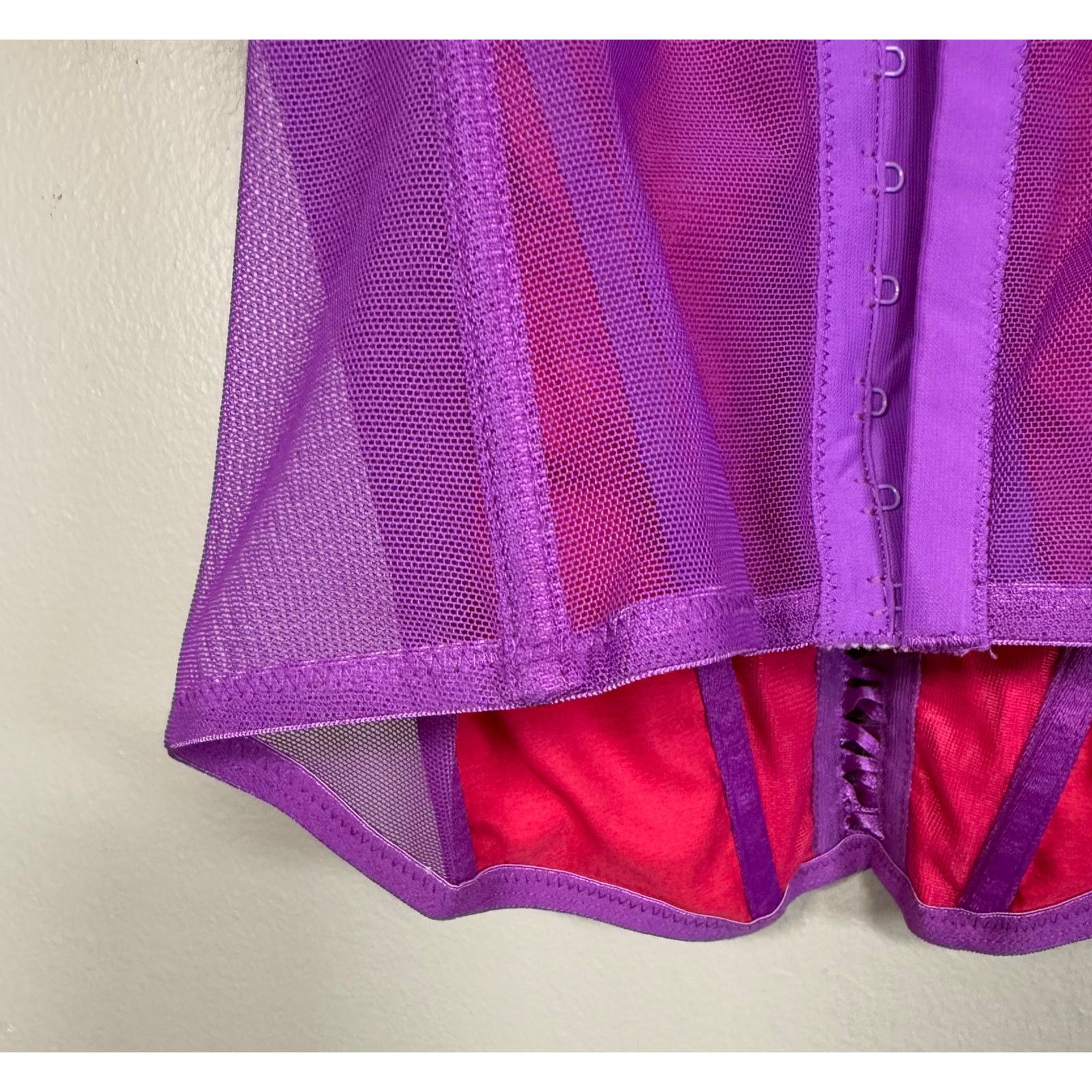 Victoria's Secret NWT Y2K Victoria’s Secret Purple Corset Bustier 36C Size ONE SIZE - 7 Thumbnail
