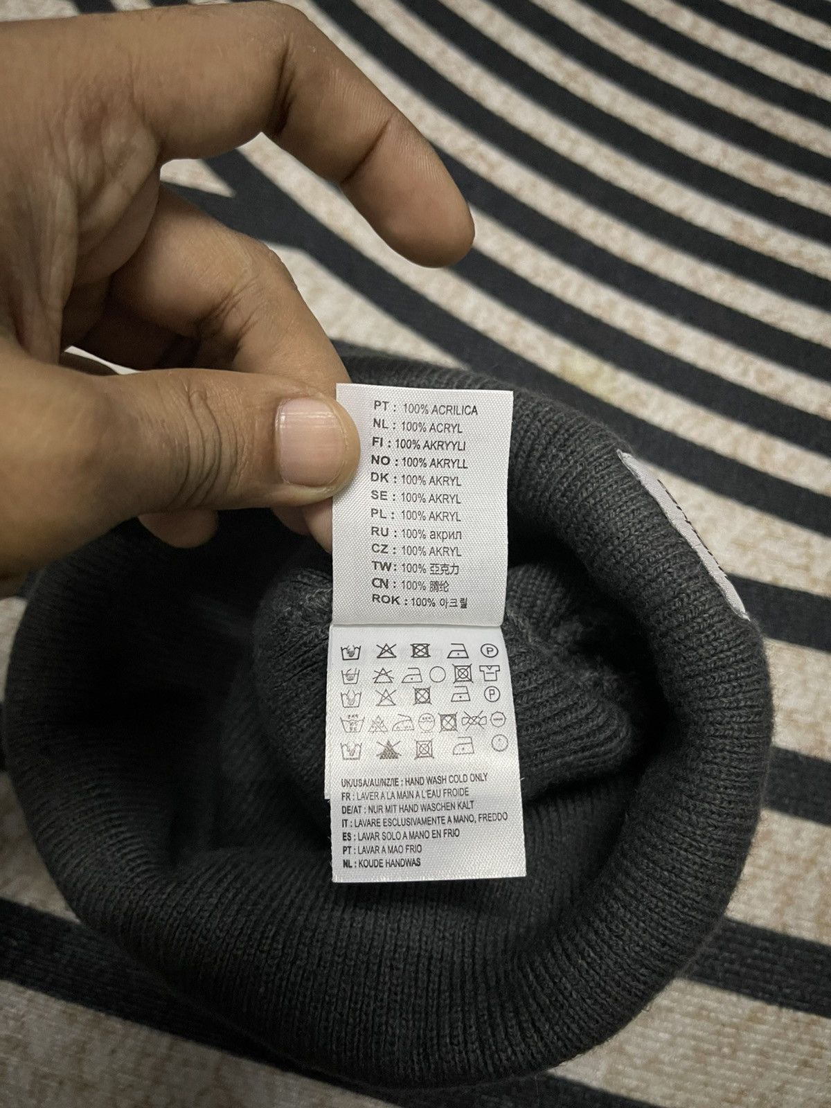 Carhartt Wip 2000s CARHARTT WIP BEANIE HAT OG STYLE Size ONE SIZE - 6 Thumbnail