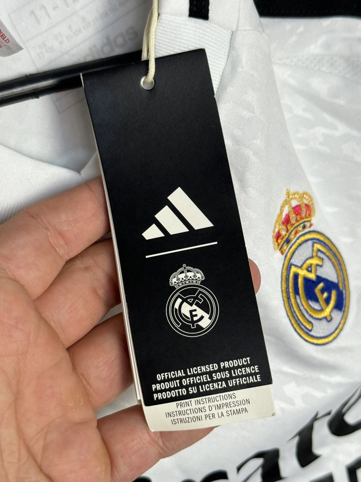Adidas KIDS New Real Madrid 24/25 Home Bellingham Football Jersey Size US XS / EU 42 / 0 - 12 Thumbnail