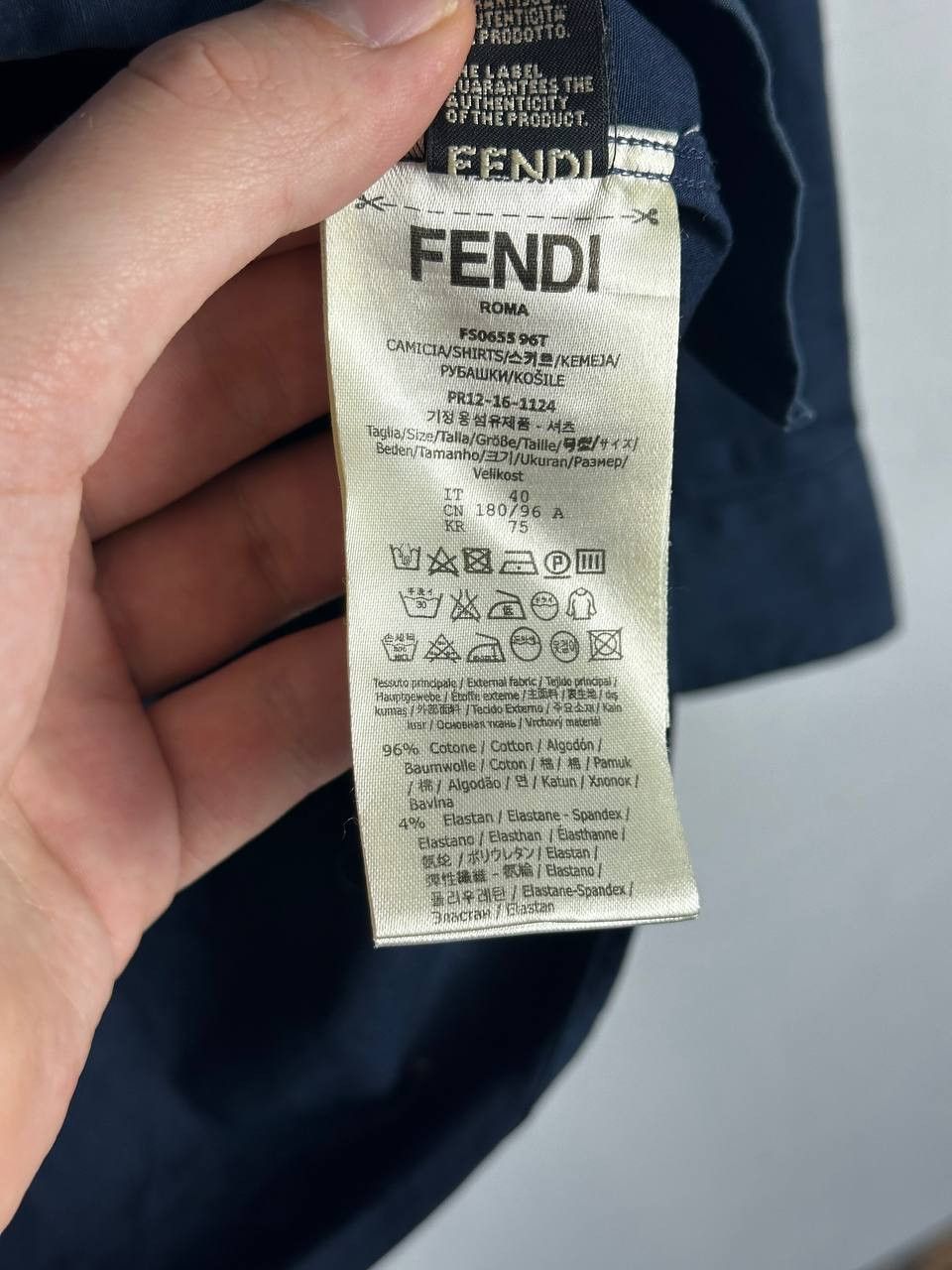 Fendi Rare Vintage Fendi Eyes Pocket Logo Casual Shirt Size S Size US S / EU 44-46 / 1 - 8 Thumbnail